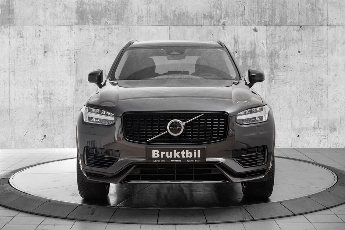 Volvo XC90 Recharge T8 Plus Dark HFESTE|HARMAN|20"++ 3