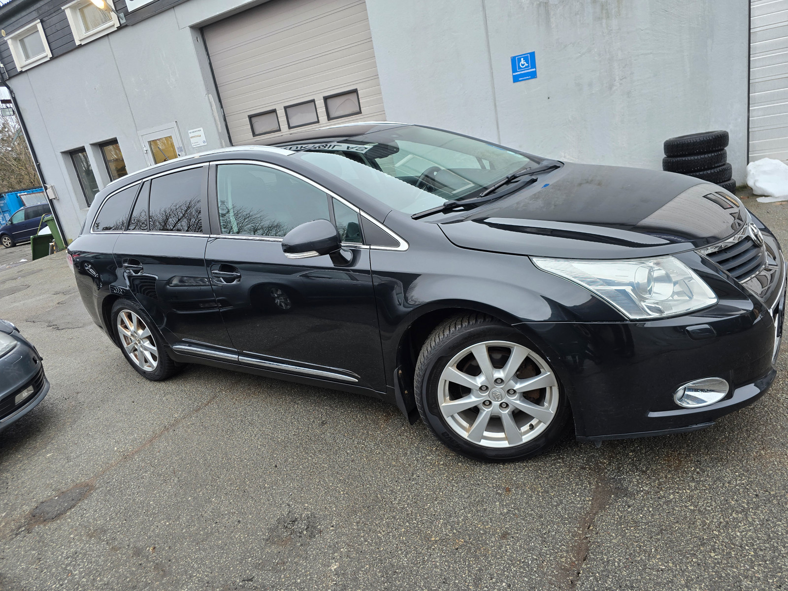 Toyota Avensis 2,0-126hk,D-4D,Executive, 1eier, EU 03.01.2027, h.feste 3