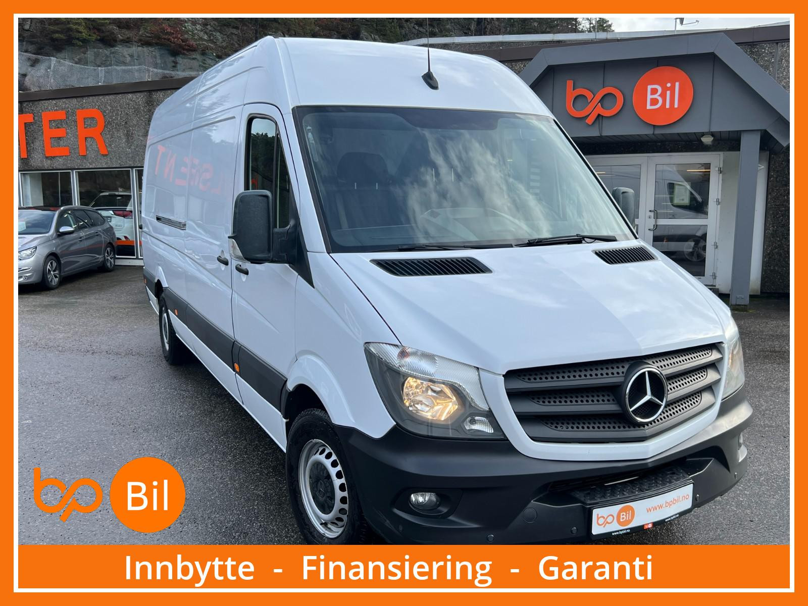Mercedes-Benz Sprinter 316CDI-163HK* MANUELL* LANG* CRUISE* HENGERFESTE*