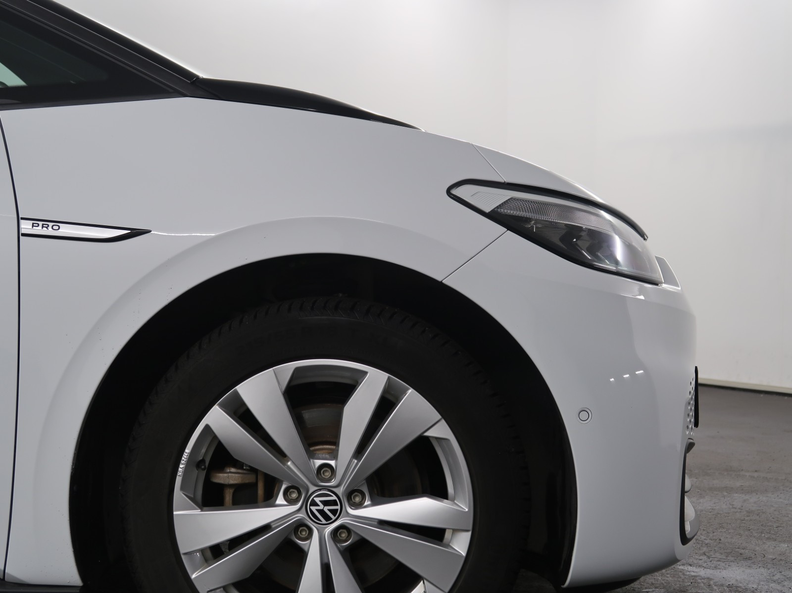 Volkswagen ID.3 PRO 422WLTP 204HK/KAMERA/KEYLESS/ACC/LED/OPV.RATT/NAVI+ 2
