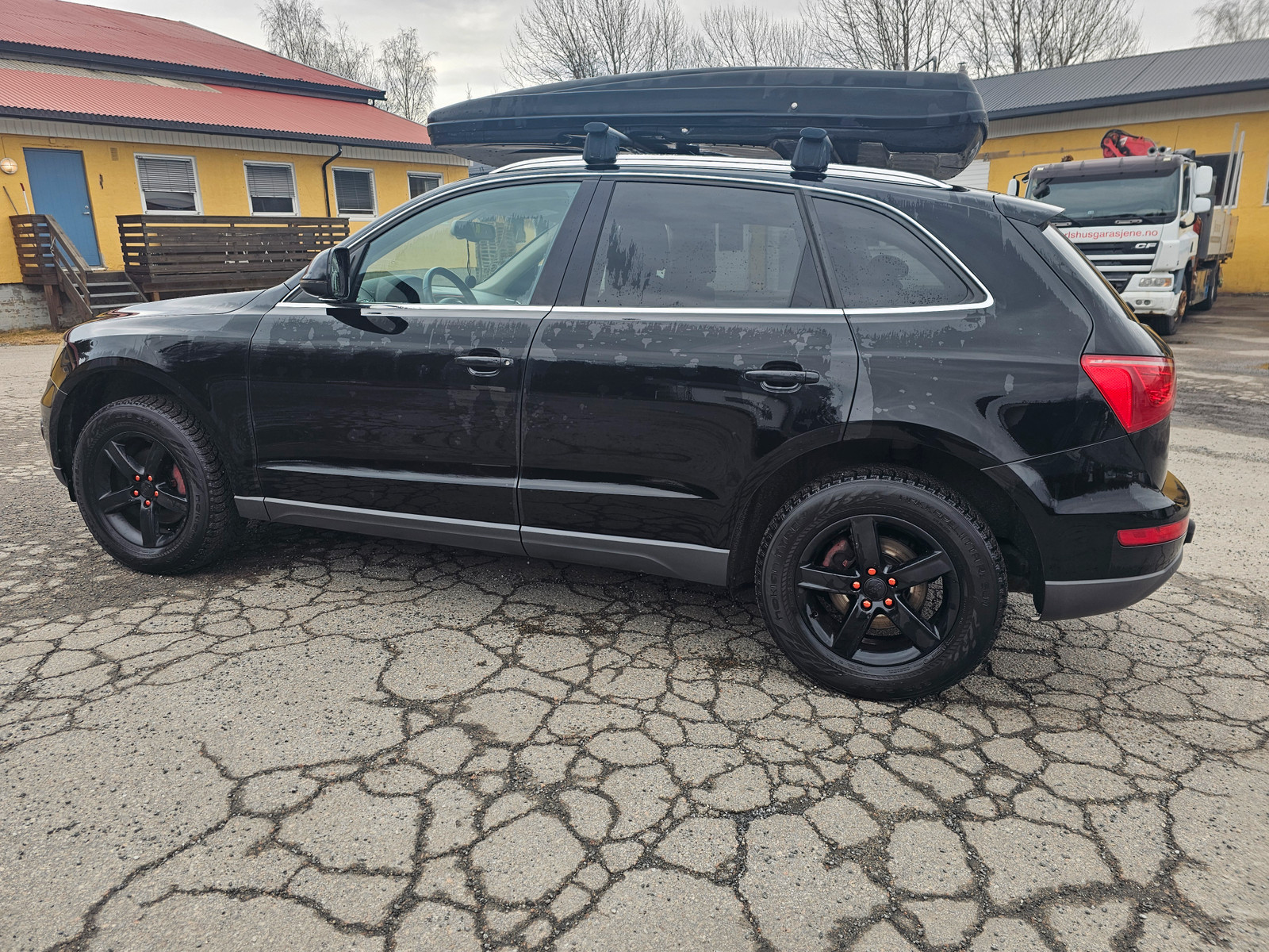 Audi Q5 2,0 TDI 143 hk quattro 3