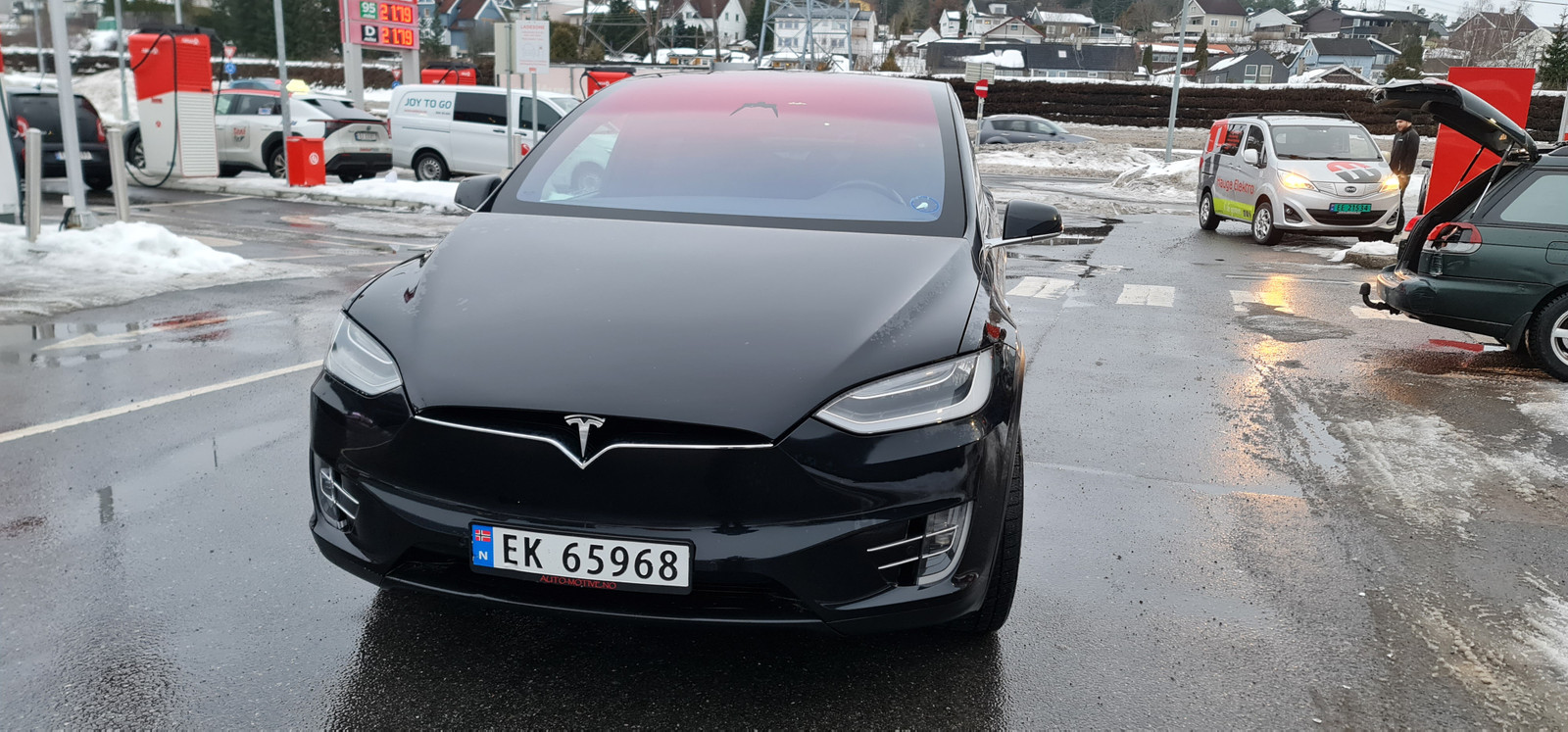 Tesla Model X 75D 4WD 5-s 2