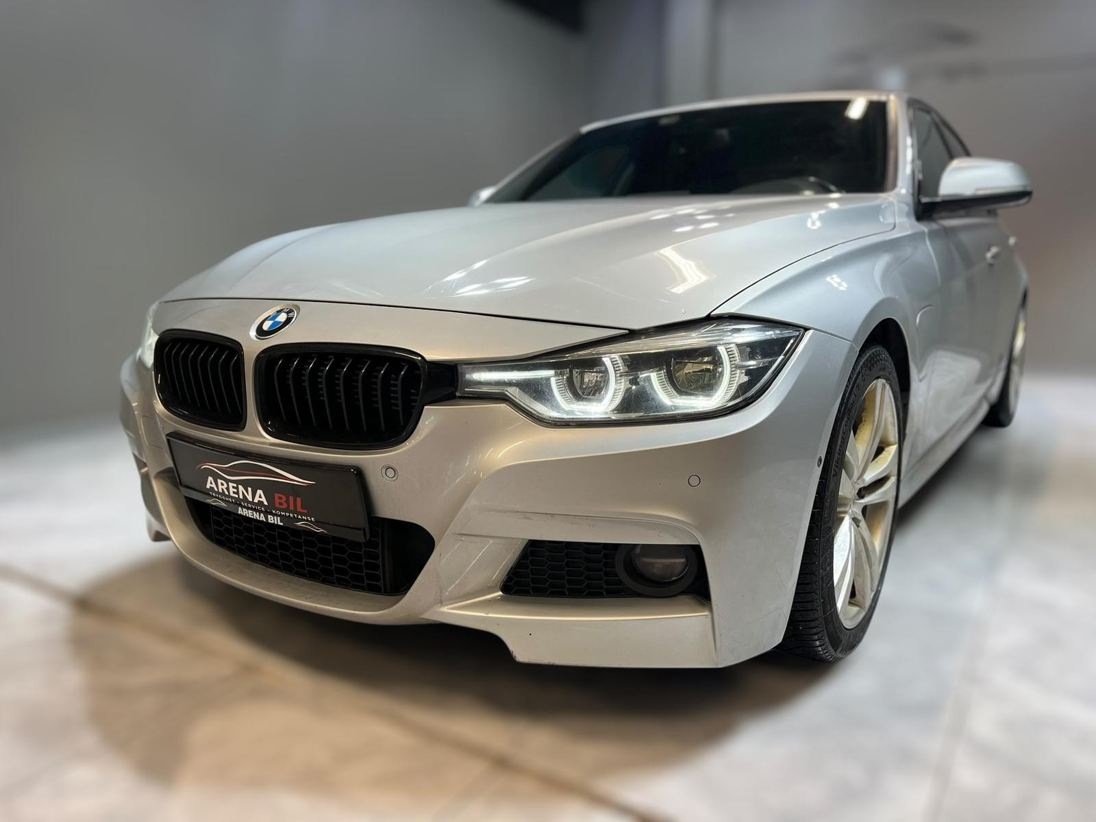 BMW 3-serie 330E/Soltak/HIFI/Skinnseter/APPstyring++ 2