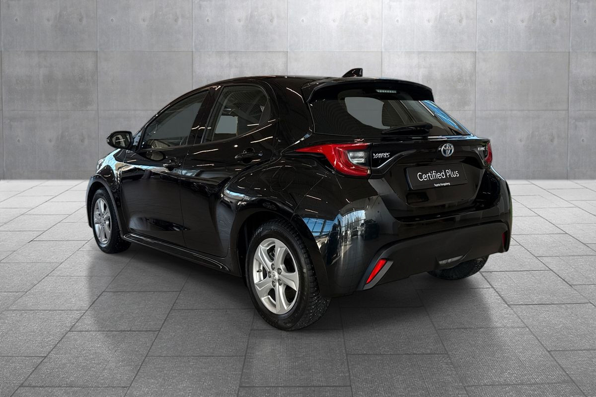 Toyota Yaris 1,5 Hybrid Active Tech KAMPANJE/NAVI/R.KAM/ADT.CRUISE 3