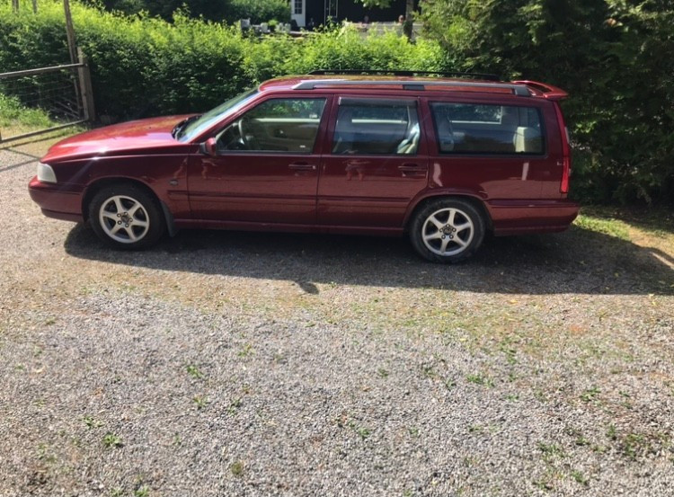Volvo V70 2