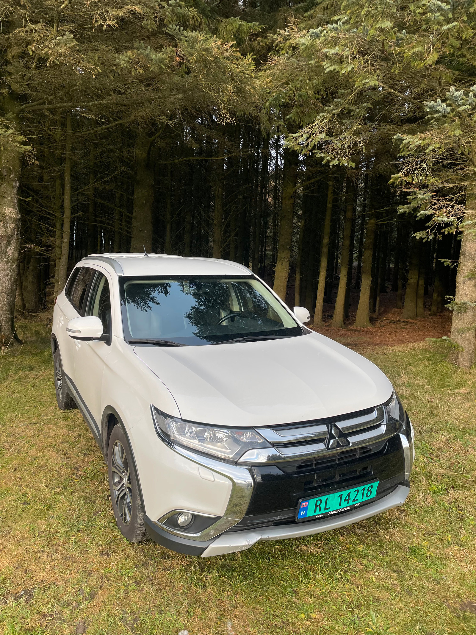 Mitsubishi Outlander 2