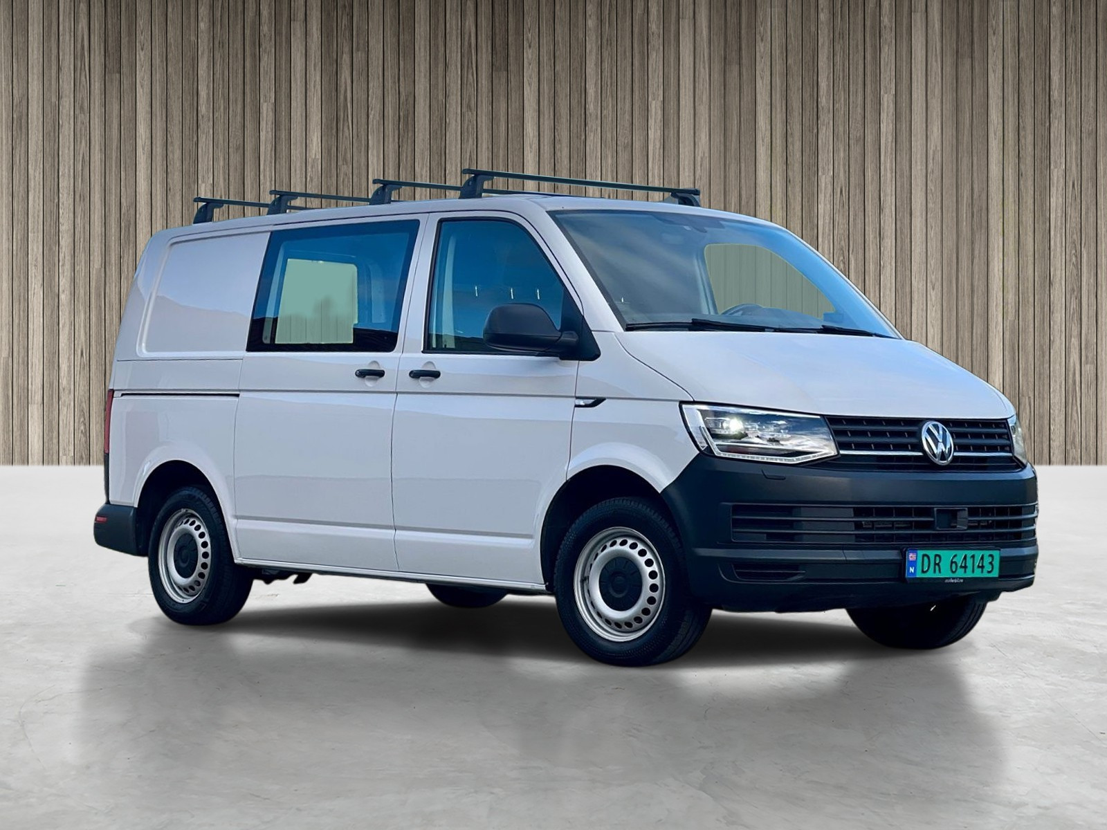 Volkswagen Transporter 150HK/Kort/Full-LED/ACC/PDC/H.Feste/Velholdt/1Eier 2