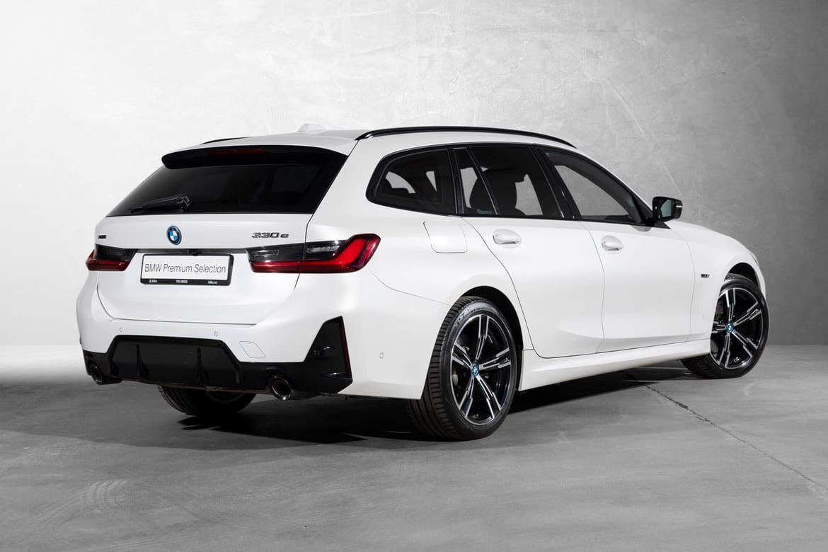 BMW 3-serie 330e xDrive Touring, M Sport, H/K, H.feste, El.seter 2