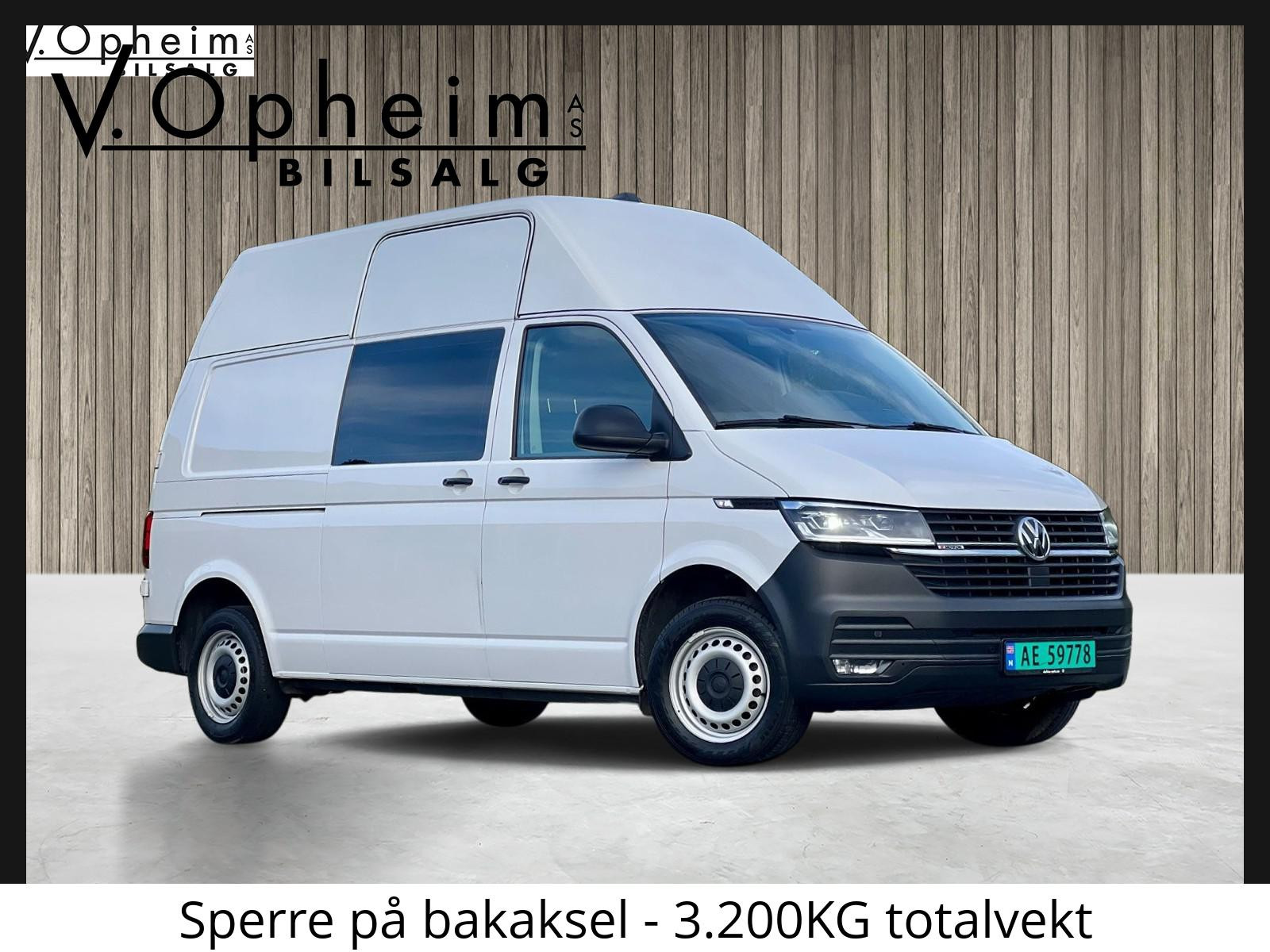 Volkswagen Transporter Høy & Lang utgave/150HK/4-M/ACC/Webasto/CarPlay/1Eier