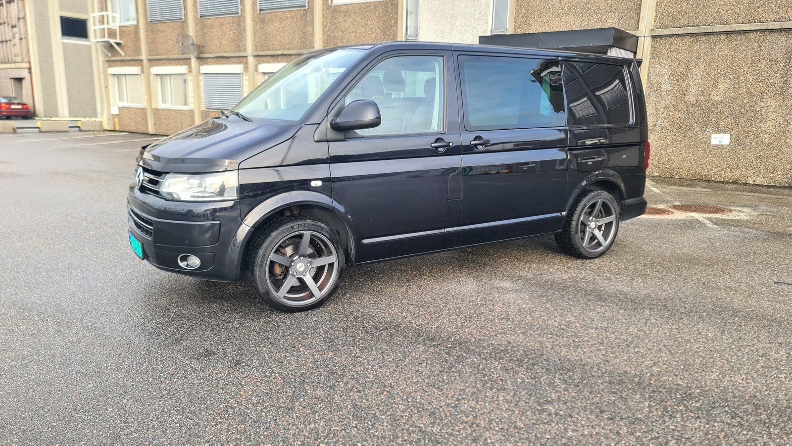 Volkswagen Transporter Edition 2,0 TDI 180hk DSG 4M Ny motor. 2