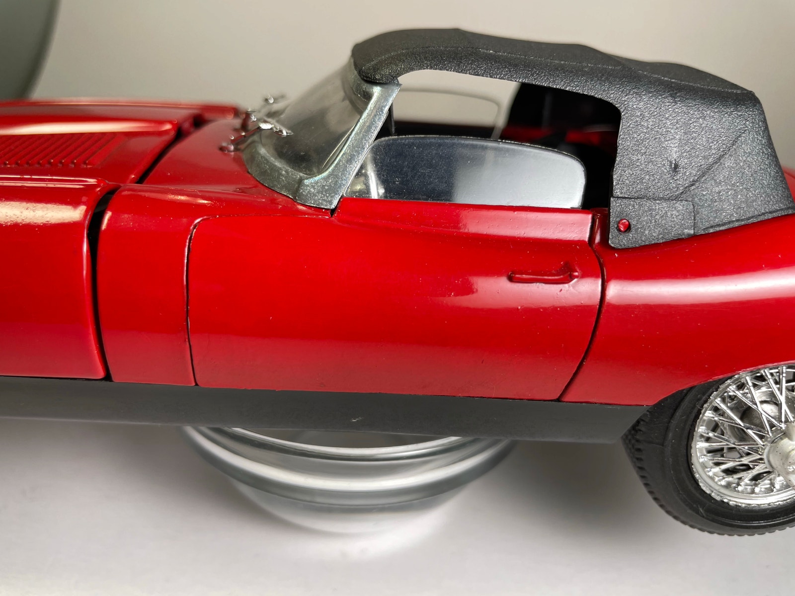 Jaguar XK.E 4,2l Polistil 1:16 | FINN-torget