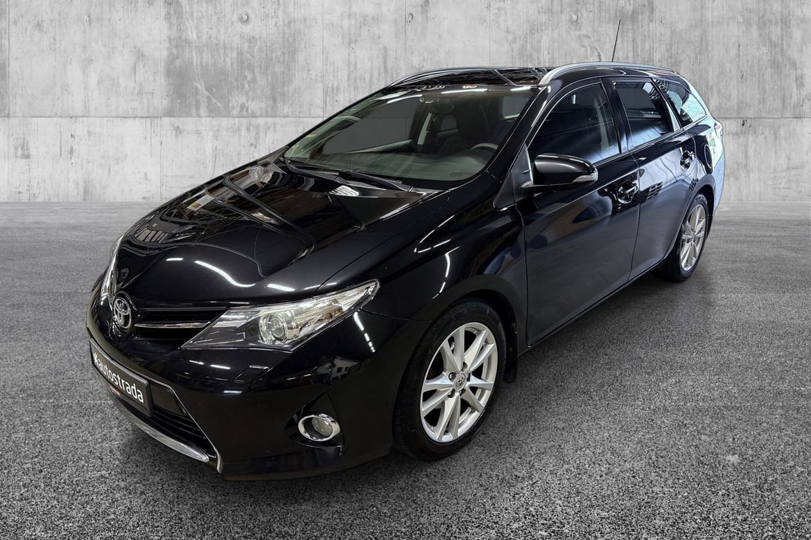 Toyota Auris Touring Sports Active 1,6 2014, 154 500 km, kr 69 000,-