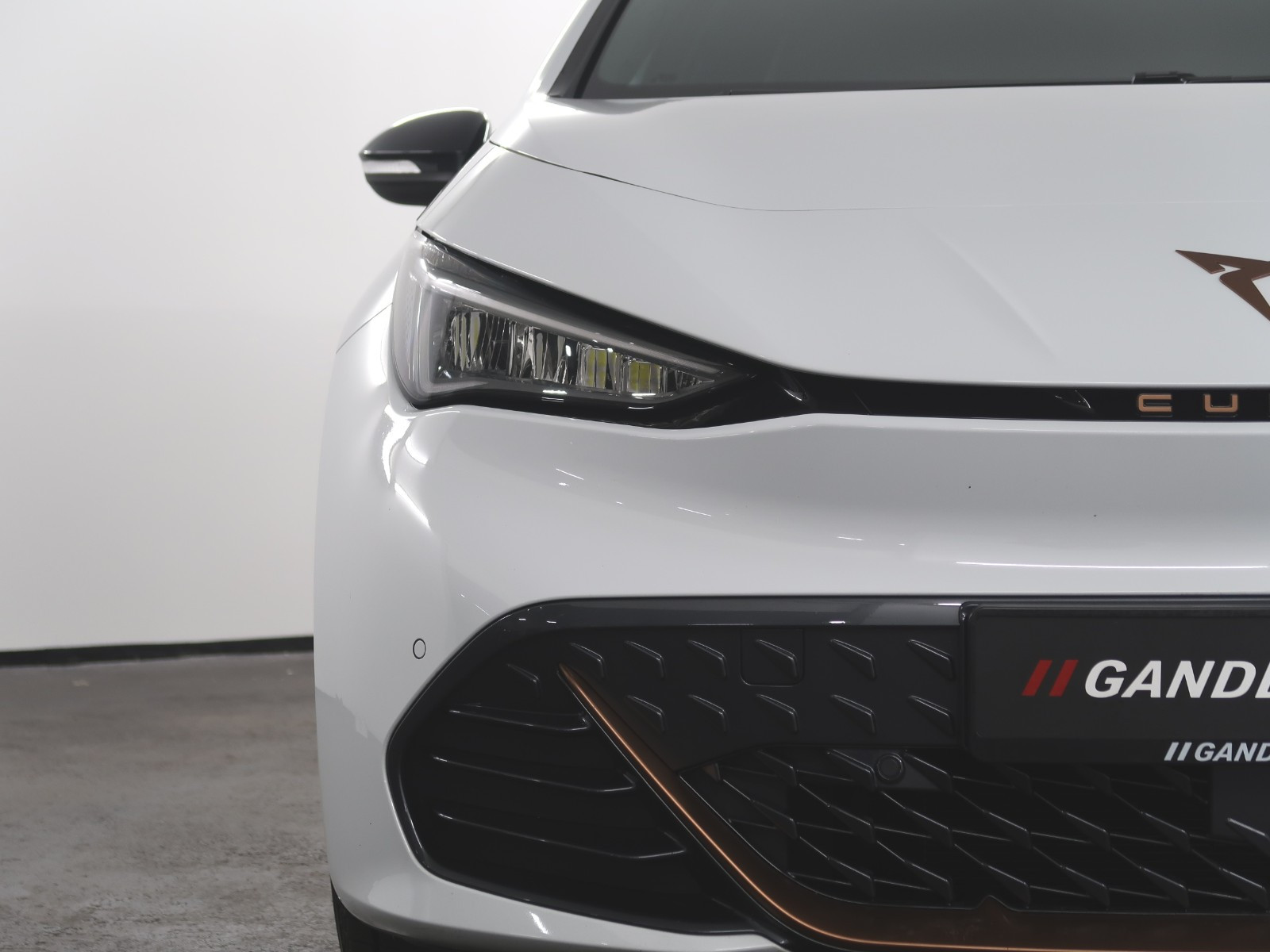 Cupra Born 58 /424WLTP 204HK/KAMERA/KEYLESS/ACC/LED/NAVI/OPPV.RATT 3