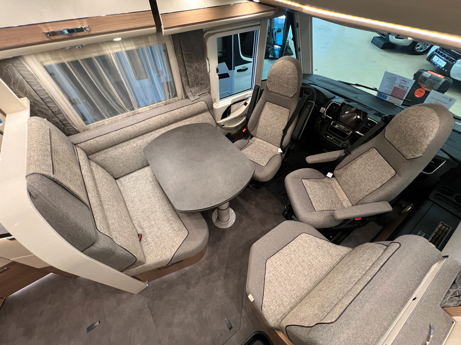 Gallery image 12