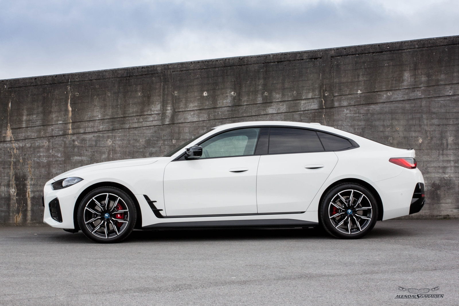 BMW i4 M50 M-Sport Pro, Charged, Harman Kardon, Sjekk fargekombo! 2