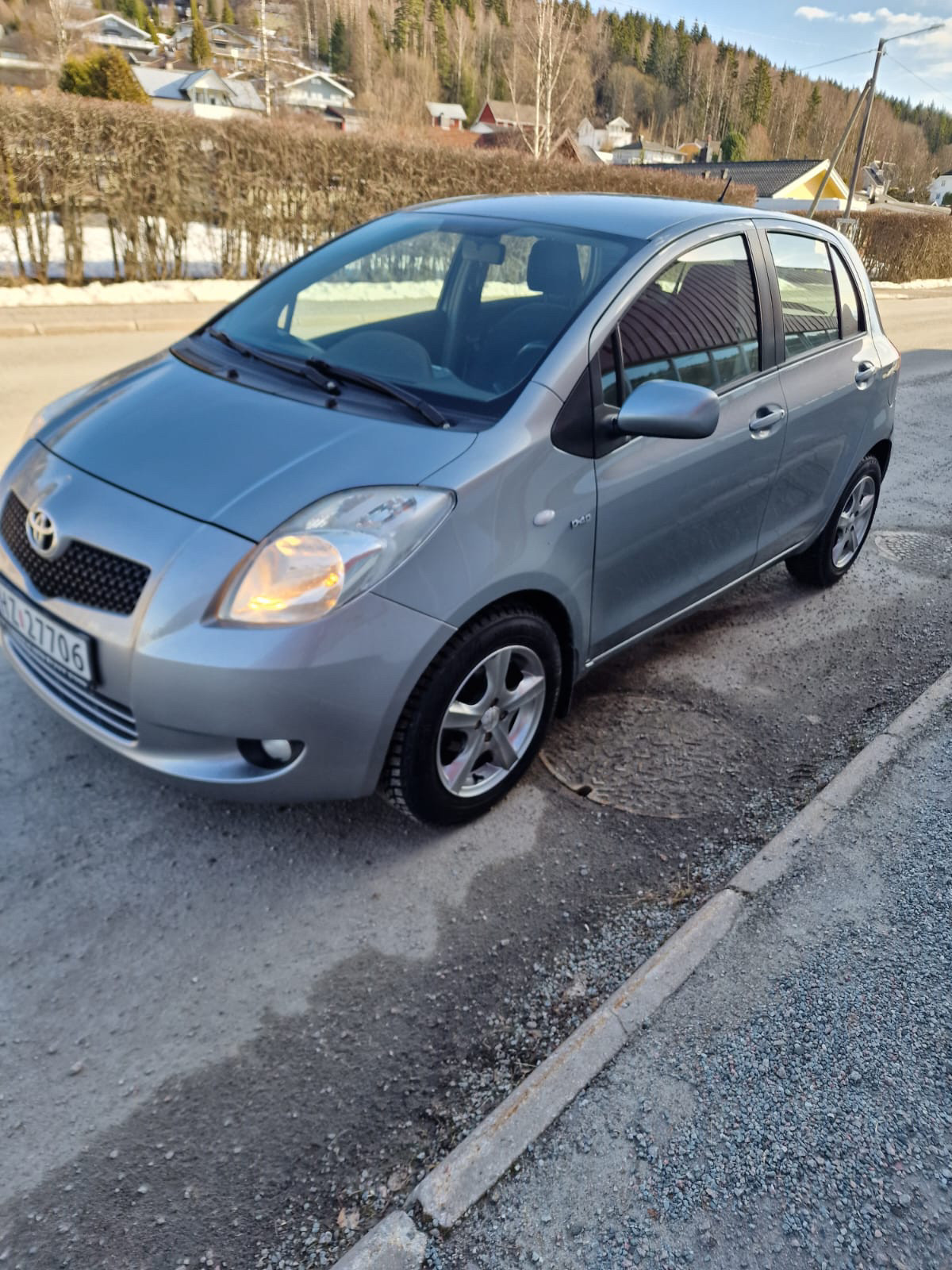 Toyota Yaris 2