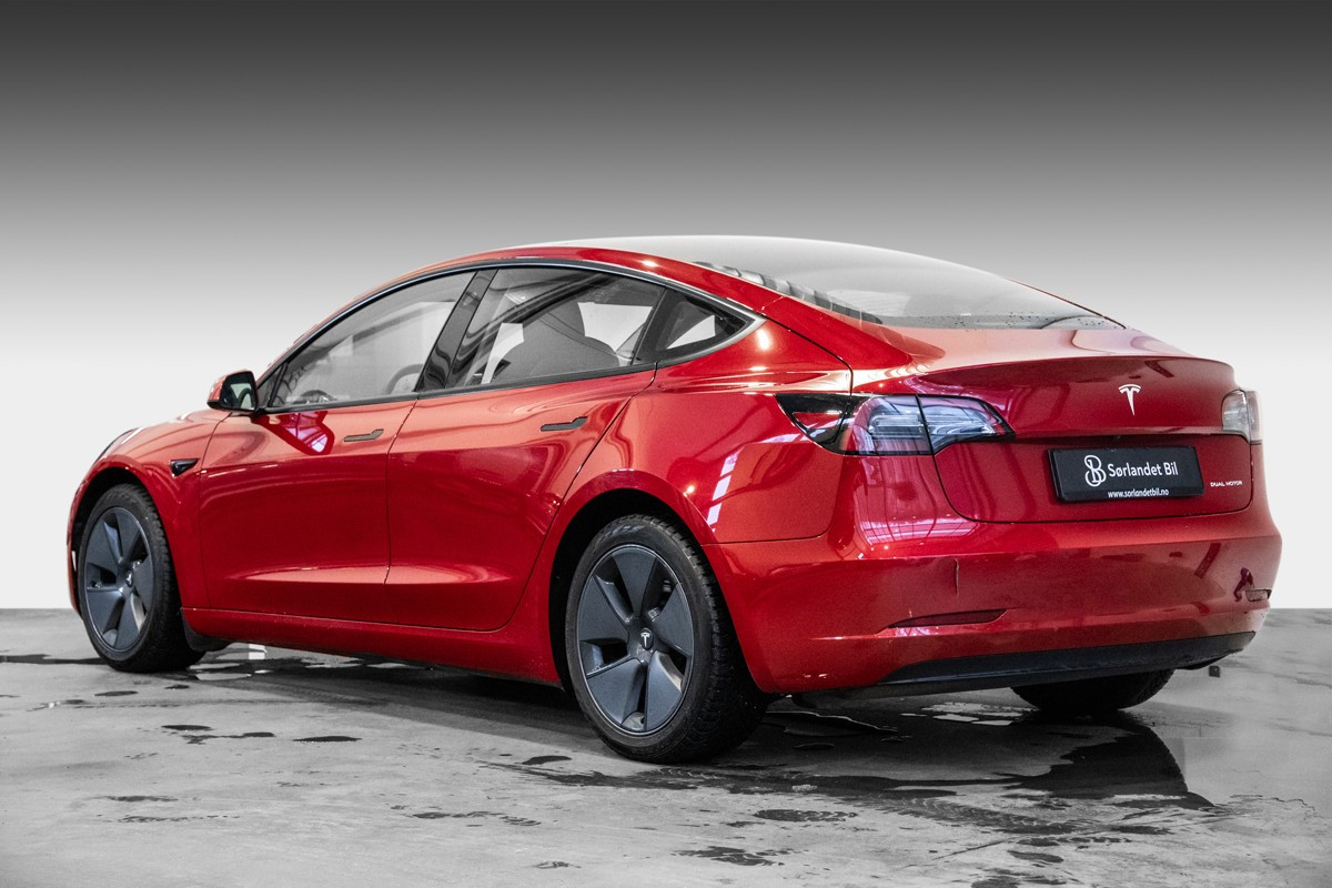Tesla Model 3 LR AWD/ LAV KM / AP / VARMEPUMPE / PREMIUM / RATTVARME 3