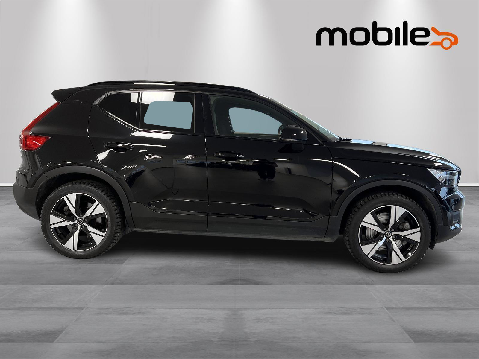 Volvo XC40 Recharge Twin 408hk AWD Plus H.feste, skinn, 417km WLTP 2