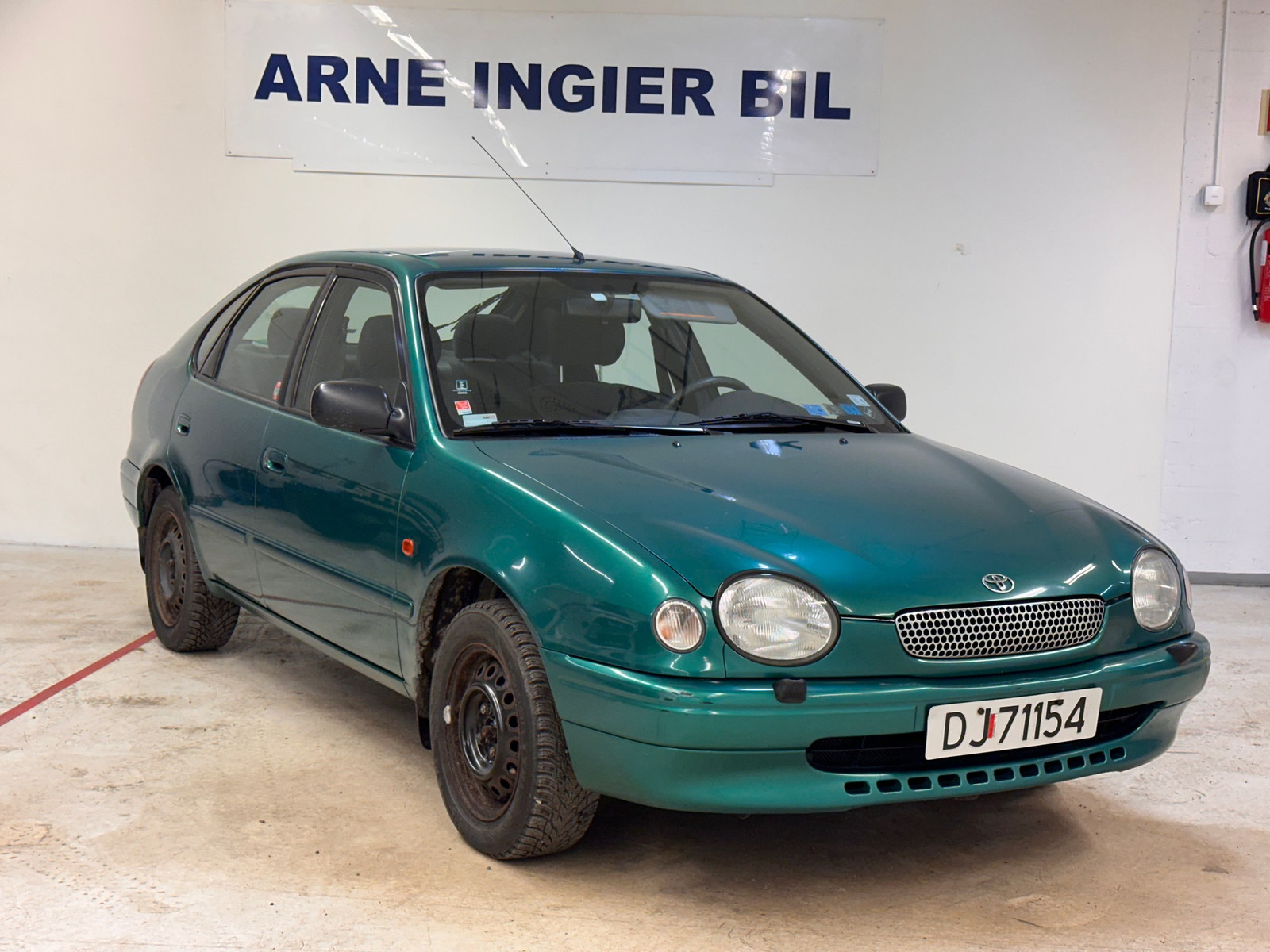 Toyota Corolla 1.3 86 HK BENSIN MANUEL ALLE SERVICE NY EU
