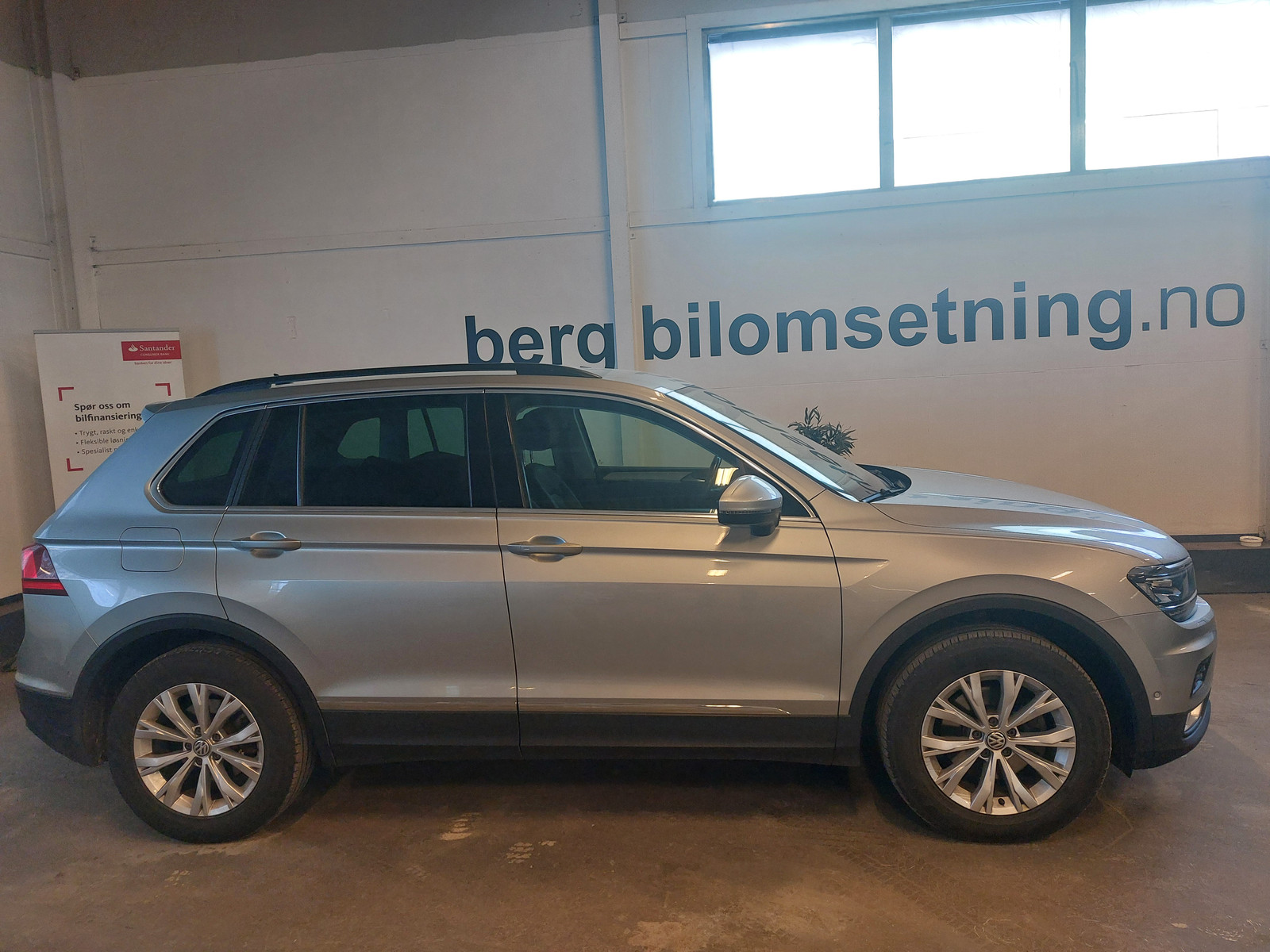 Volkswagen Tiguan 2,0 TDI 150hk 4M DSG Highline Webasto krok ACC Ryggek