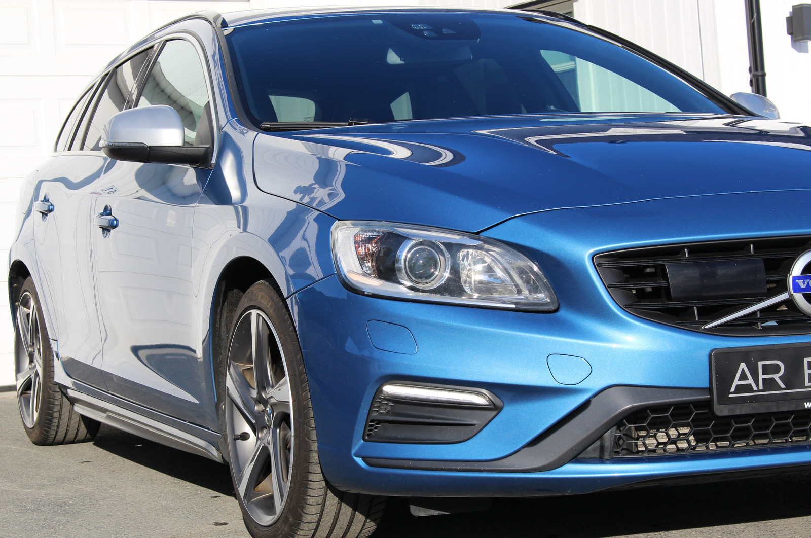 Volvo V60 D4 AWD Aut R-design 18" Driver Support VOC Navi+++ 3