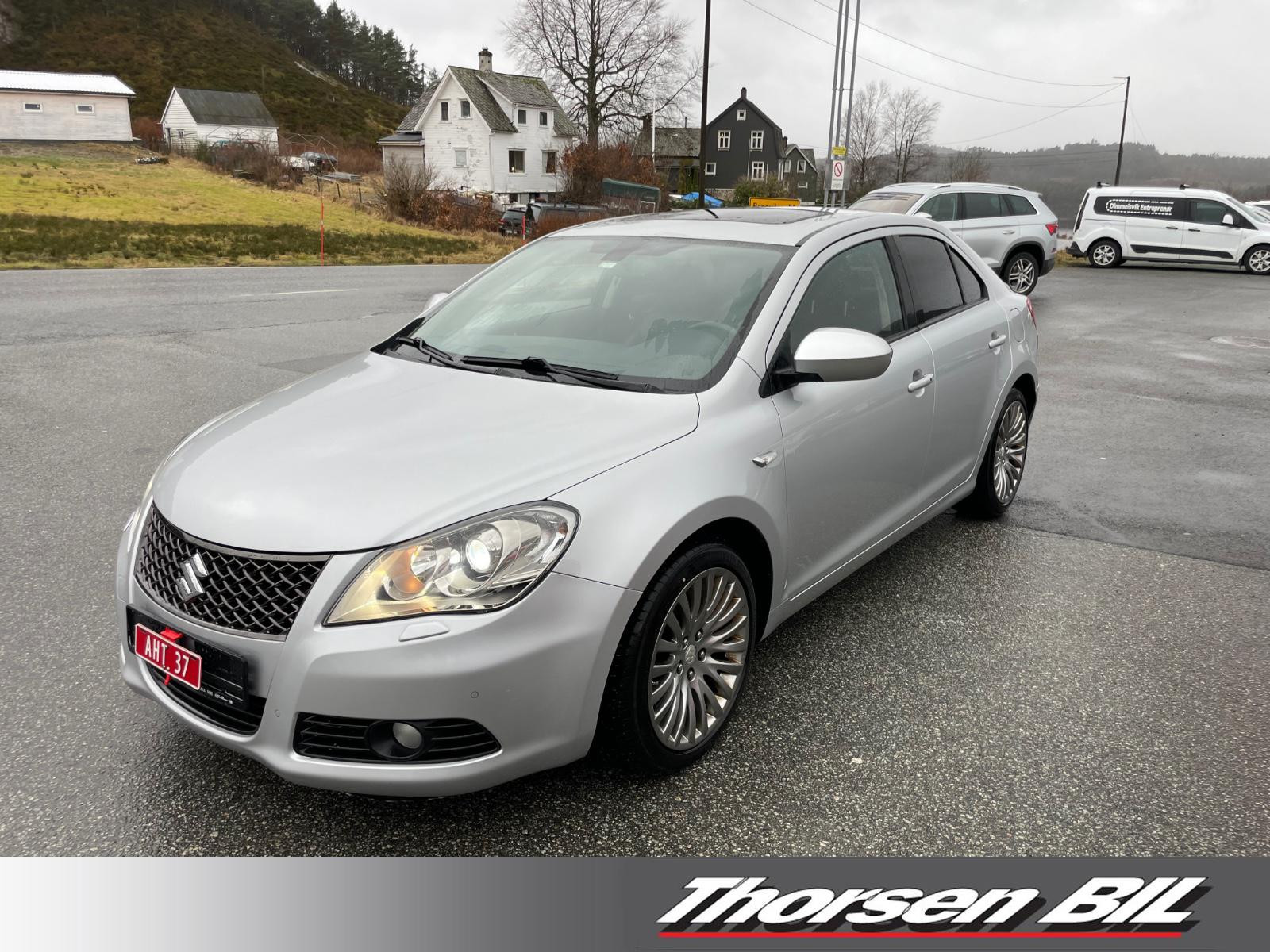 Suzuki Kizashi Kizashi 2.4 178hk Automat 4x4/skinn(lav km stand)