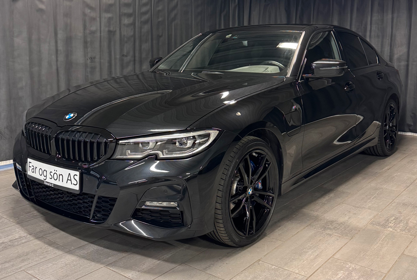 BMW 3-serie 330e xDrive M Sport/19"/BSI/Dinitrol/Krok/Shadow/Kamera