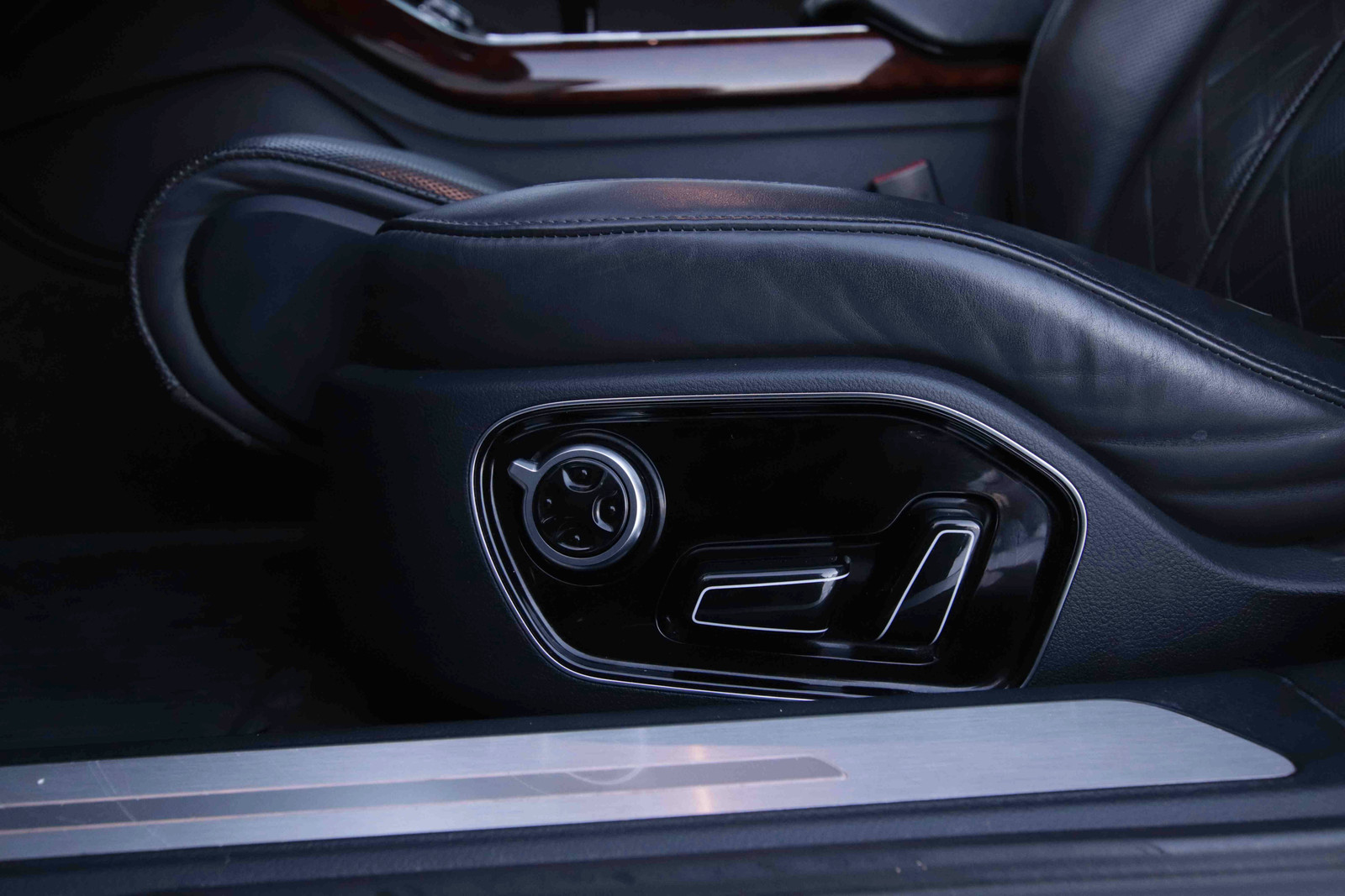 Hovedbilde av Audi A8