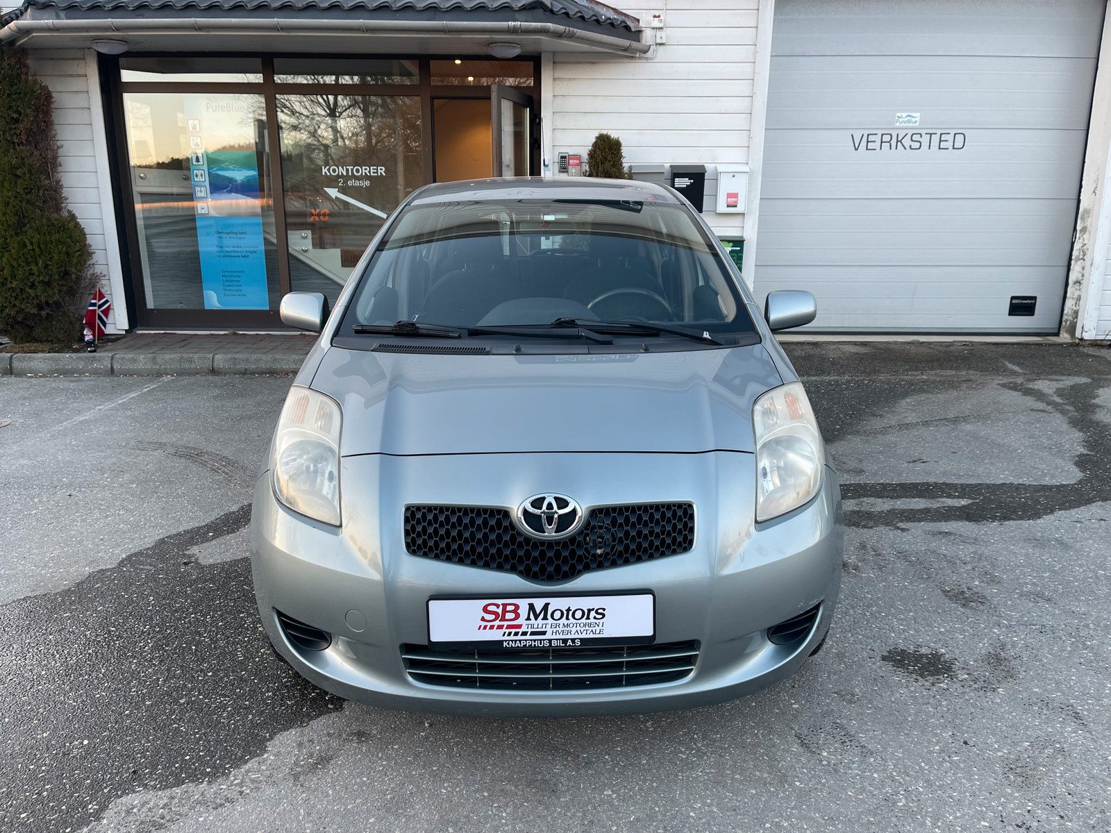 Toyota Yaris 1,0 Sol M/M/NY-EU/Påkostet+++