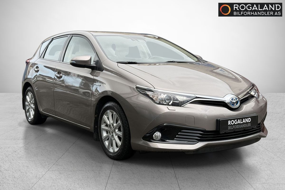 Toyota Auris Toyota Auris Hybrid | Comfort | Navi | CC | R.kam | DAB 3