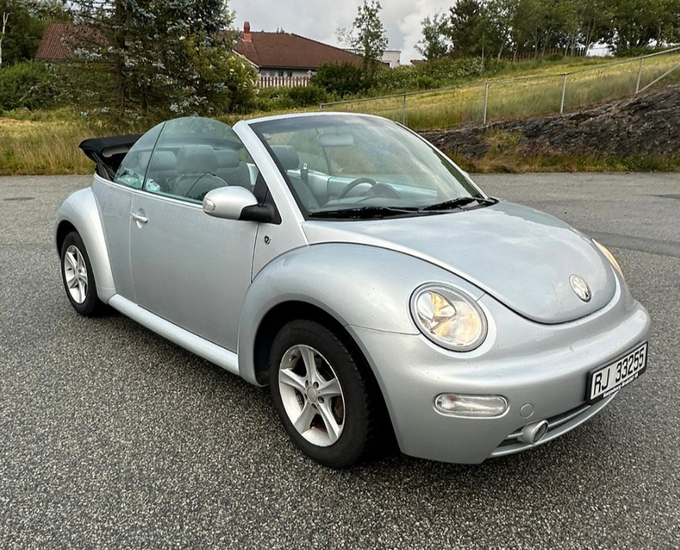 Volkswagen Beetle 1,6 Cabriolet