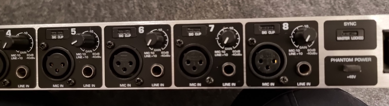 Behringer Ultragain PRO-8 DIGITAL, ADA8000 adat konverter
