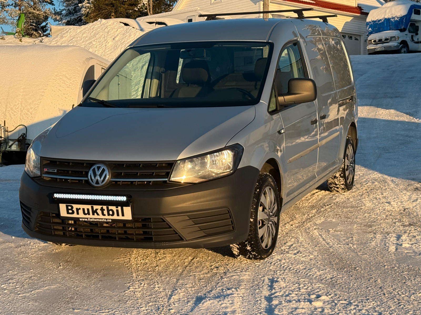 Volkswagen Caddy Maxi 2.0CRTDI 150hk 4-Motion/DSG7/R-Kam/Webasto/mm 2