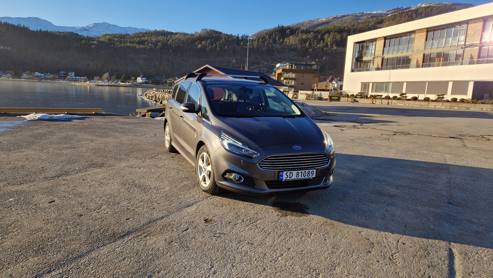 Ford S-MAX 2,0 TDCi 180hk Titanium AWD aut 7-s 2