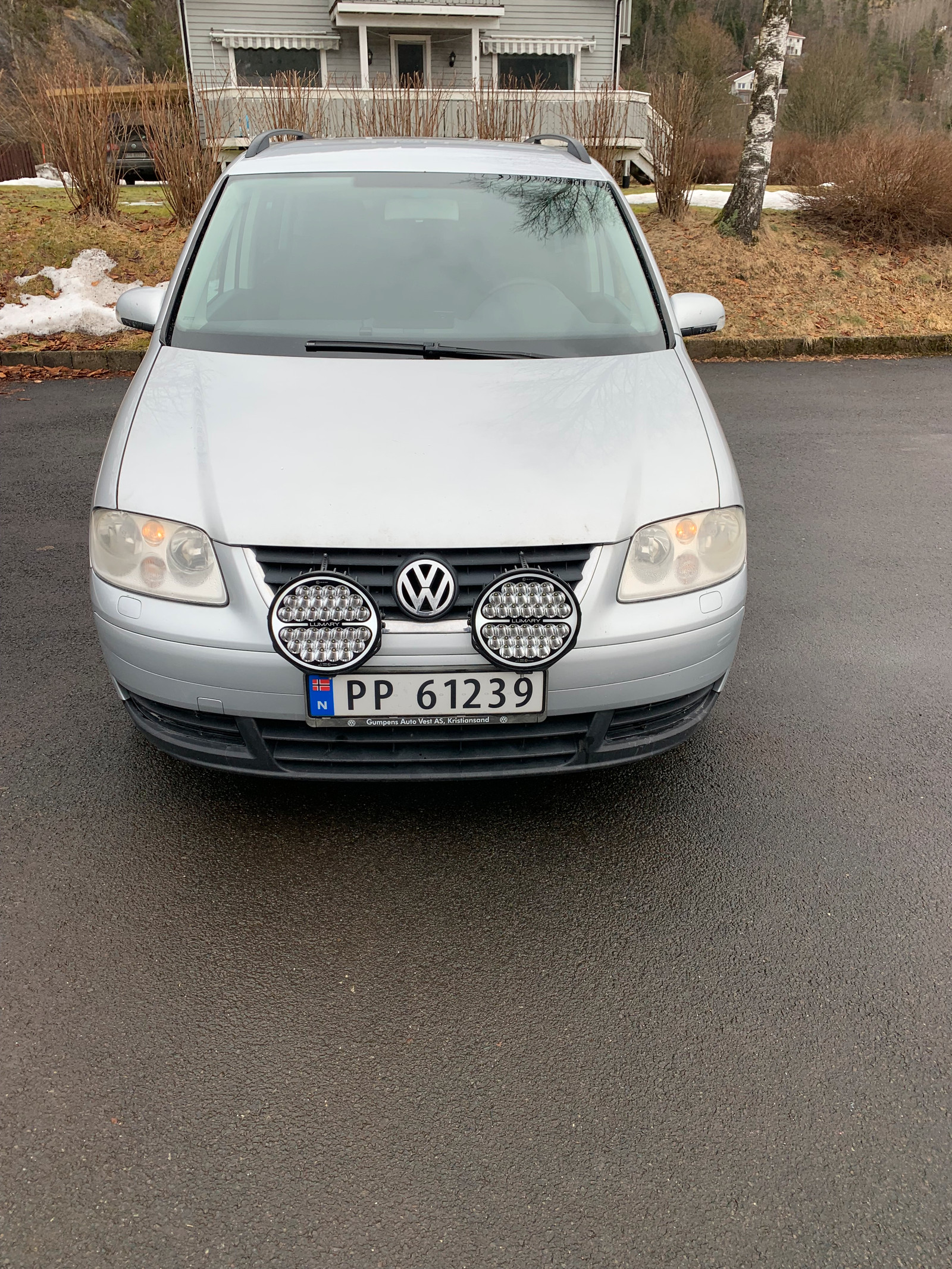 Volkswagen Touran 1,9 TDI Highline 3