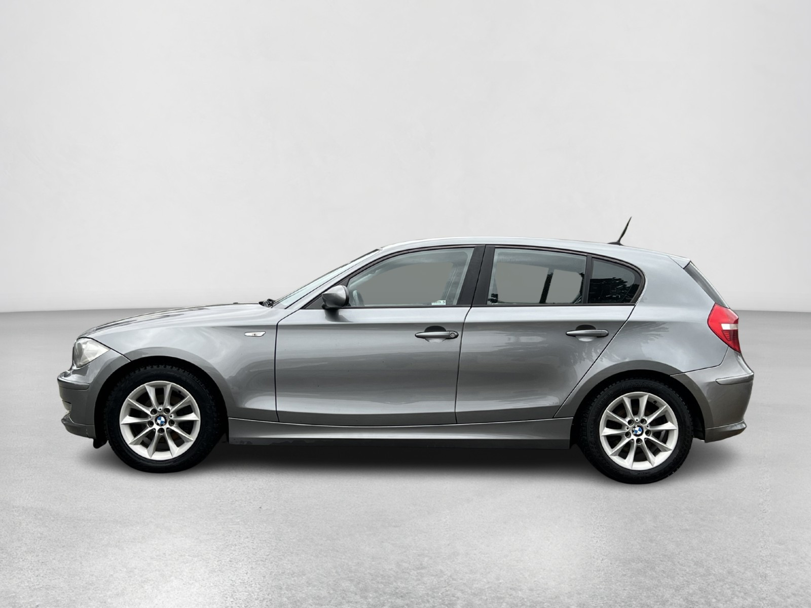 BMW 1-serie 116i 122HK | EU-2026 | BRA DEKK | CRUISE| BT 3