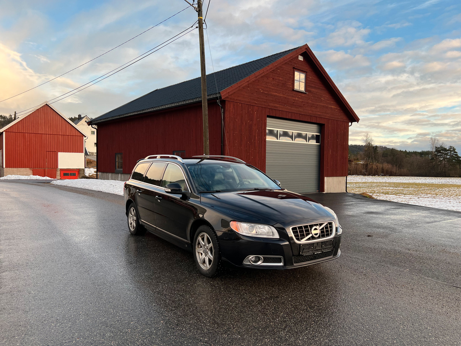 Volvo V70 2.4D-163Hk Summum/AUT/Skin/Dab+/Osv. EU 02.2027 3