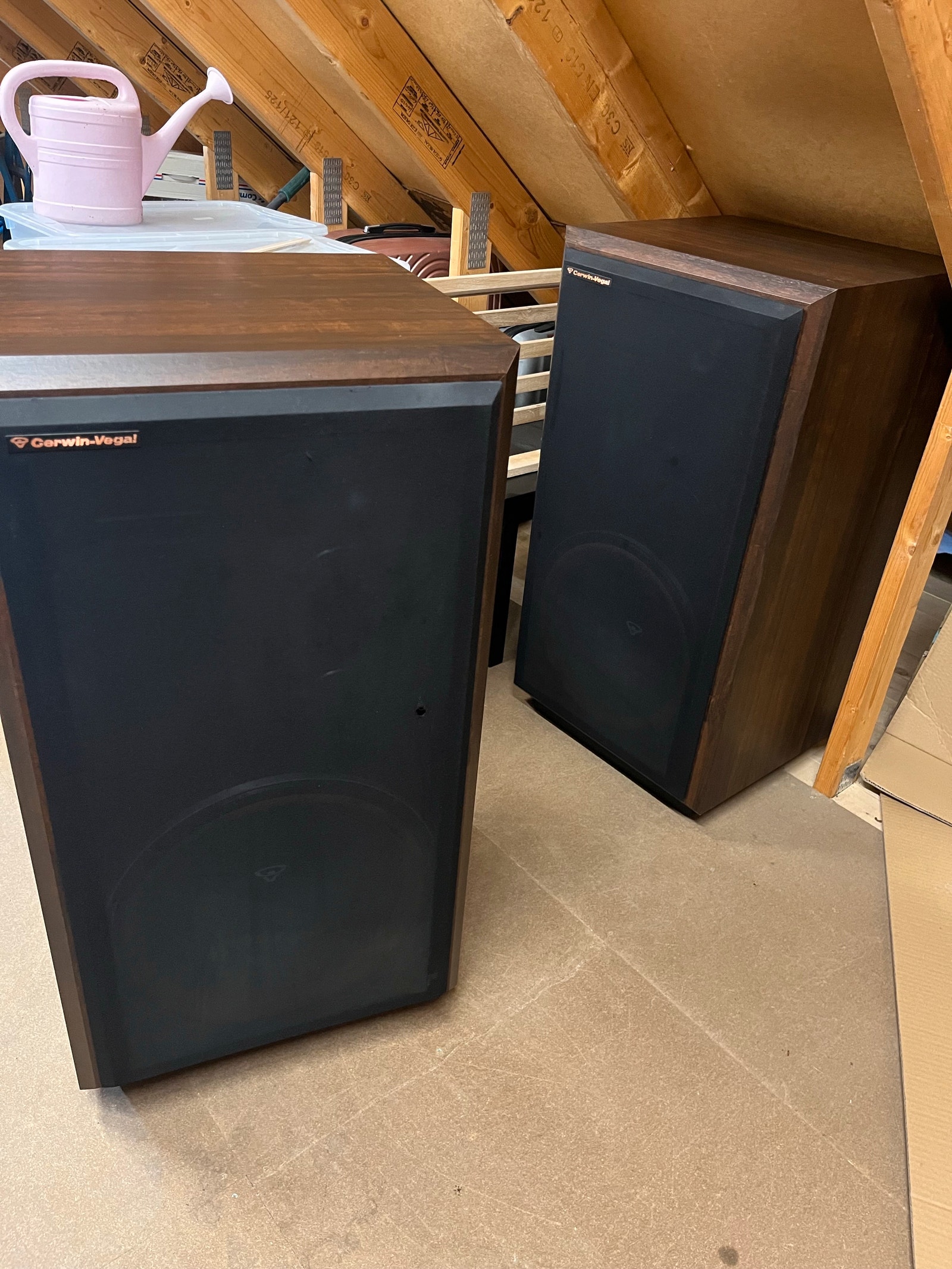 Cerwin Vega AT- 100 FINN-torget