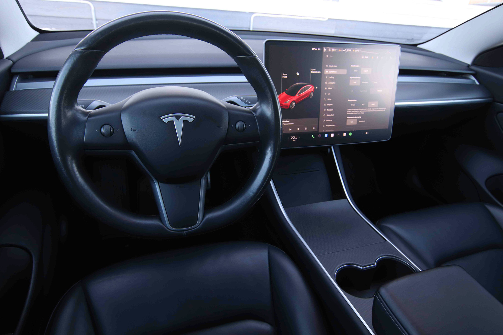 Hovedbilde av Tesla Model 3