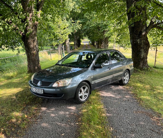 Mitsubishi Lancer