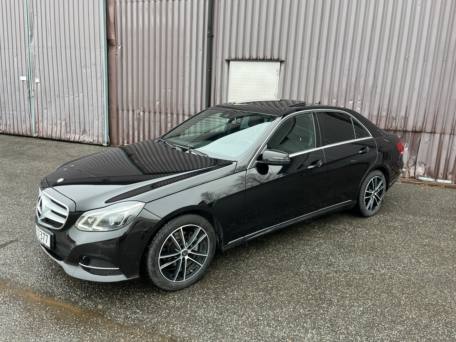 Mercedes-Benz E-Klasse AMG/Auto/Soltak/servicehistorikk/Delskinn/ El Seter
