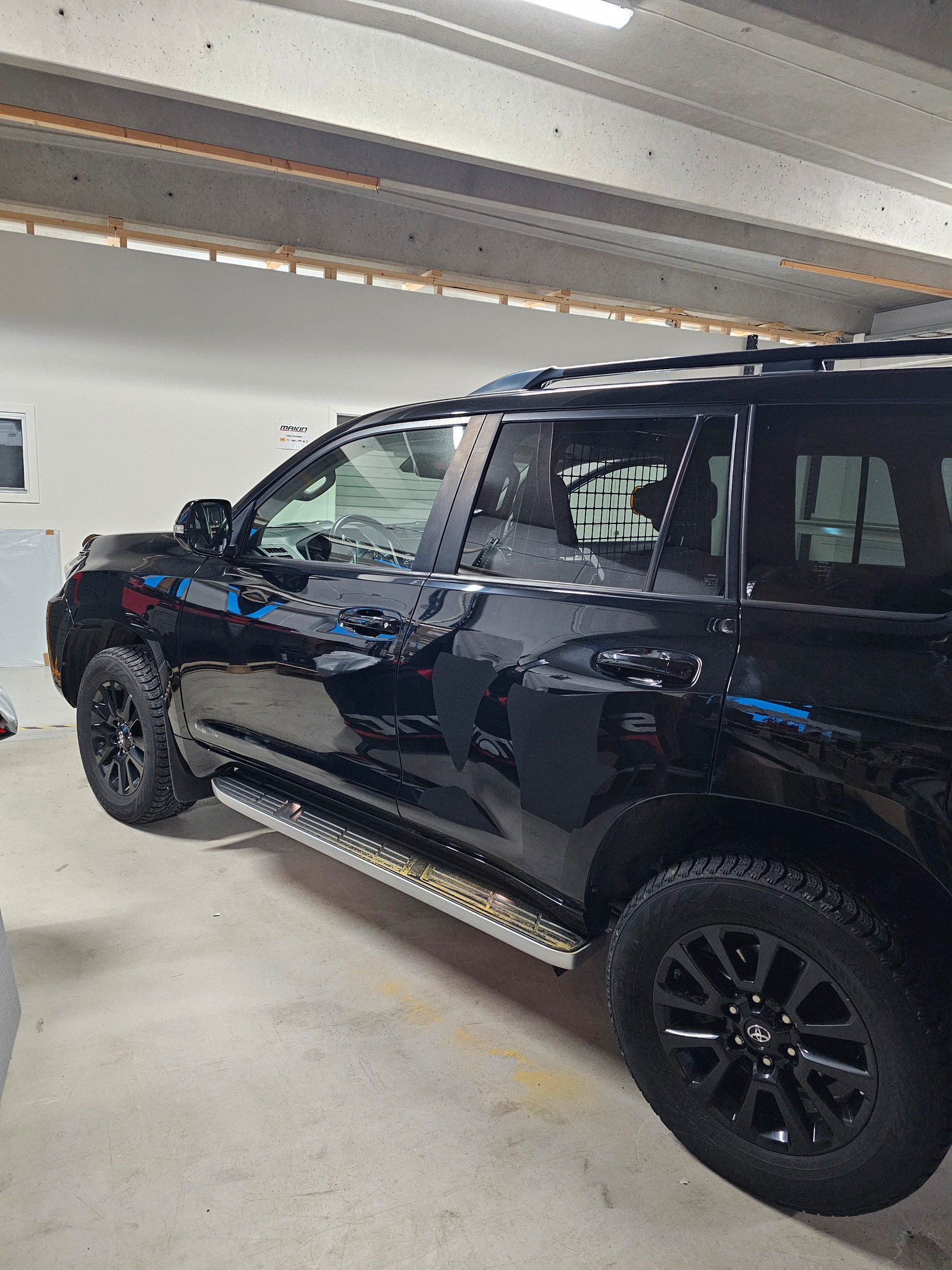 Toyota Land Cruiser 2,8 D-4D GX aut 3