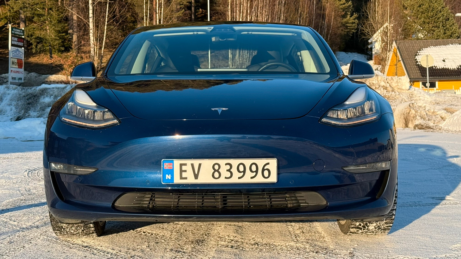 Tesla Model 3 Standard Range Plus RWD 2