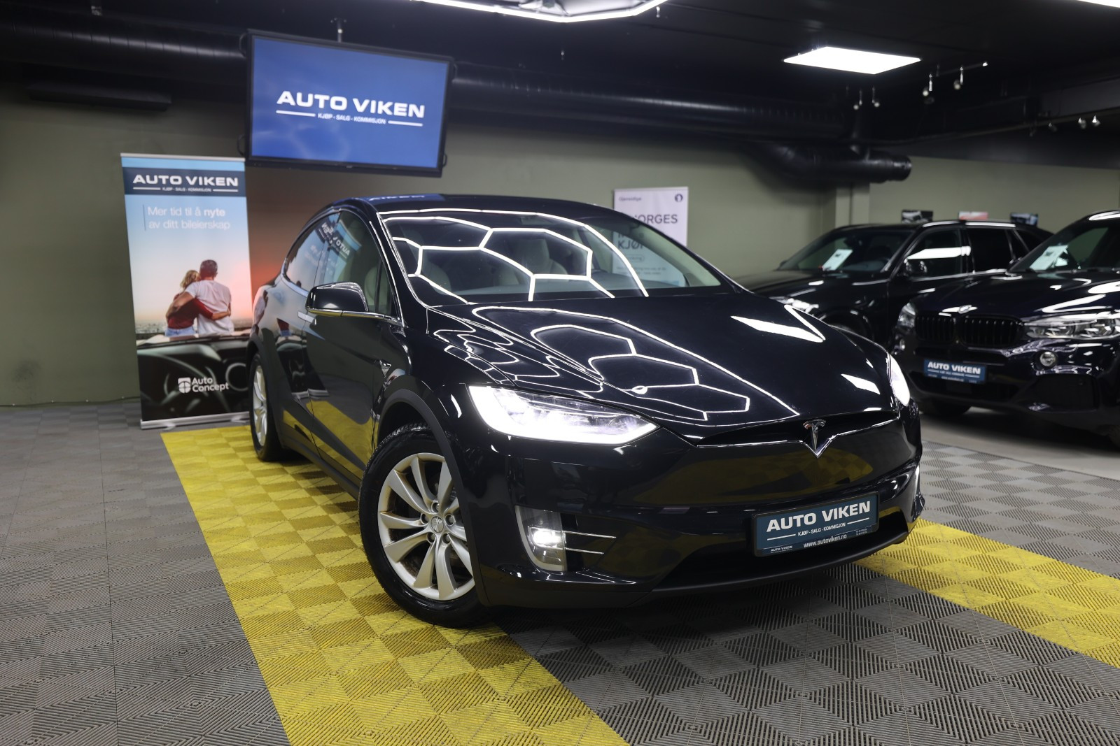 Tesla Model X 75D-525HK-417KM.R.V-4X4-6SETER-MCU2-CCS-A.P-LUFT-H.FEST 2