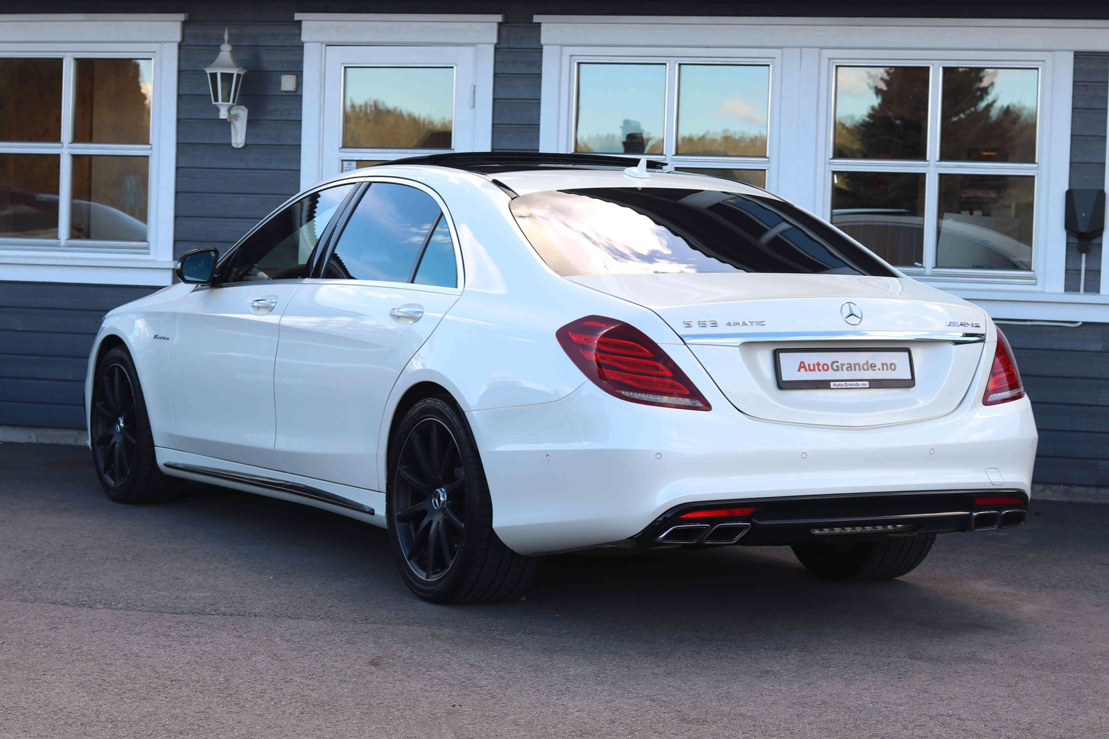 Hovedbilde av Mercedes-Benz S-Klasse
