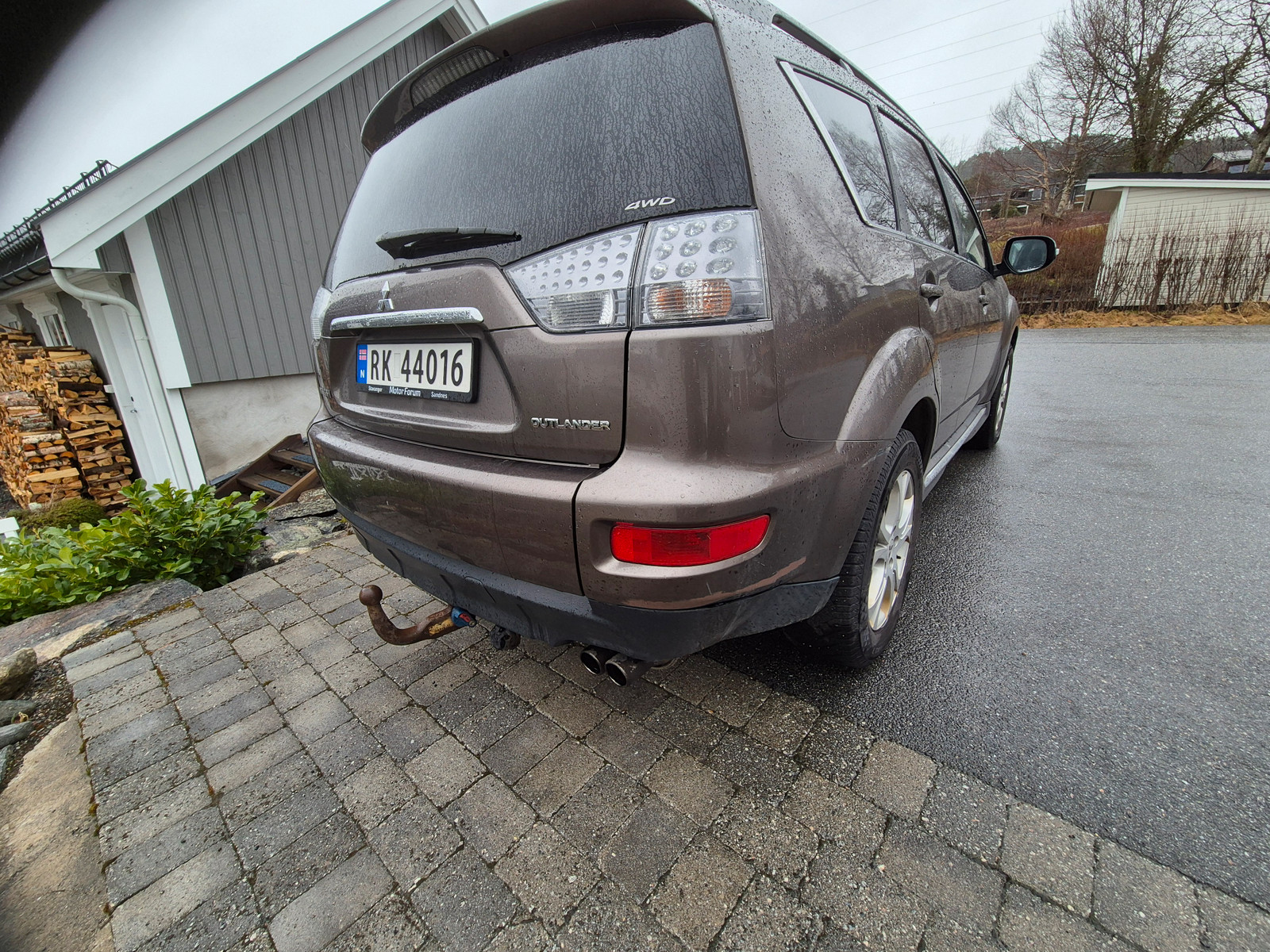 Mitsubishi Outlander Instyle+ 2.2-140 2