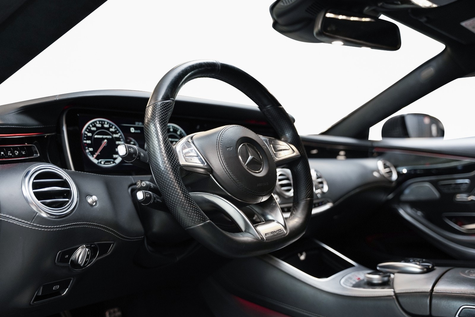 Hovedbilde av Mercedes-Benz S-Klasse