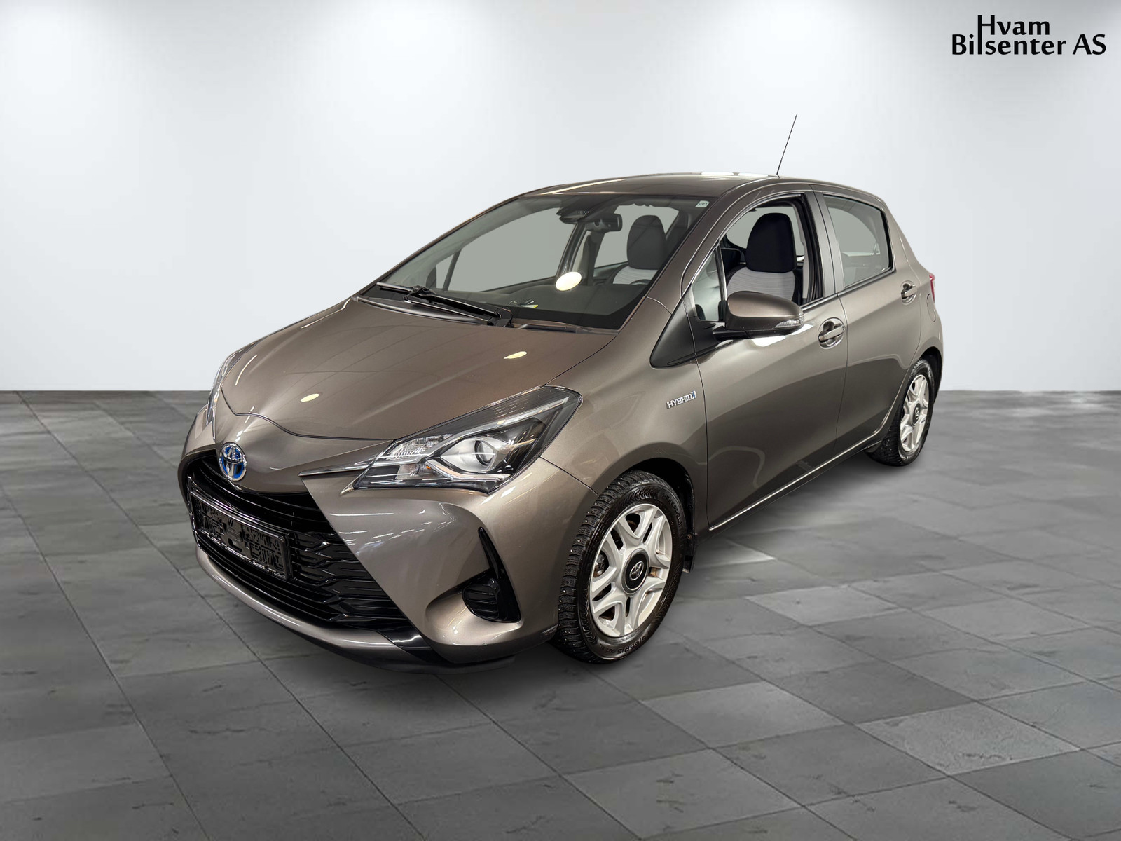 Toyota Yaris HYBRID // NAVI // RYGGEKAMERA // KEYLESS// Dab+