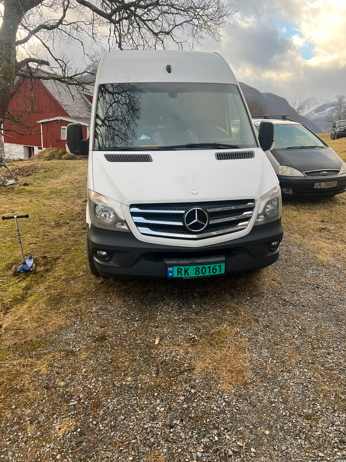 Mercedes-Benz Sprinter CDI Ekspress/37 KA 3500kg hengervekt 2