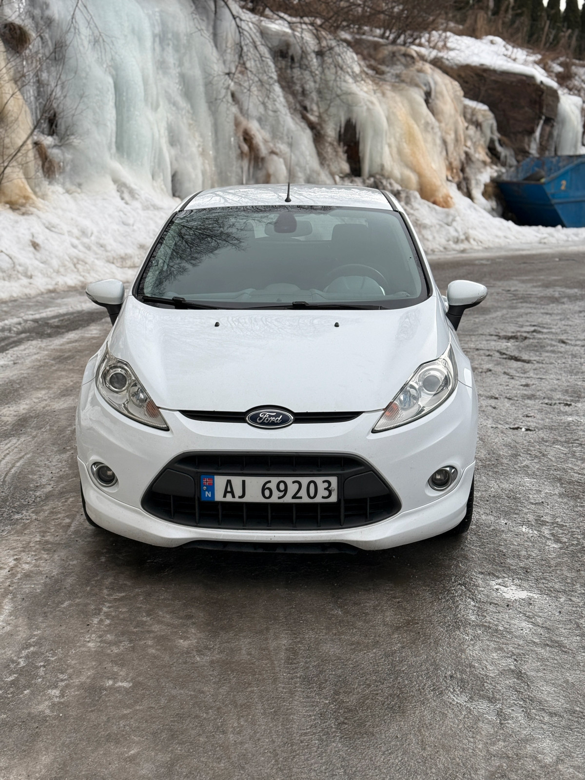 Ford Fiesta 1,6 TDCi 90hk Sport 2